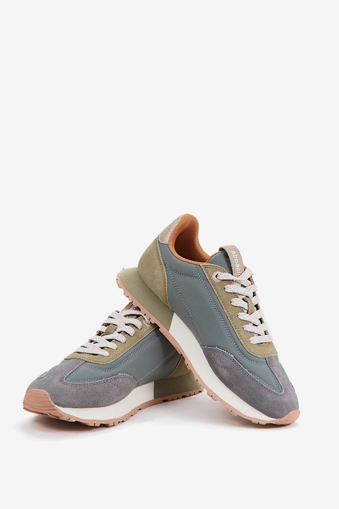 Abbacino Zapatilla de mujer en verde Última moda