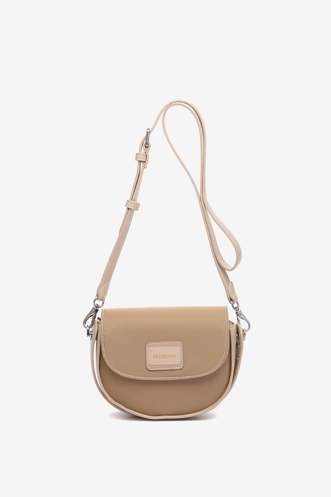 Abbacino Bandolera pequeña en materiales reciclados en camel Venta caliente