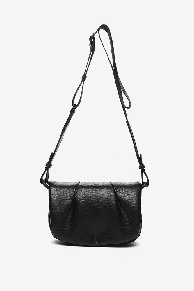 Abbacino Bandolera en materiales reciclados negro En oferta