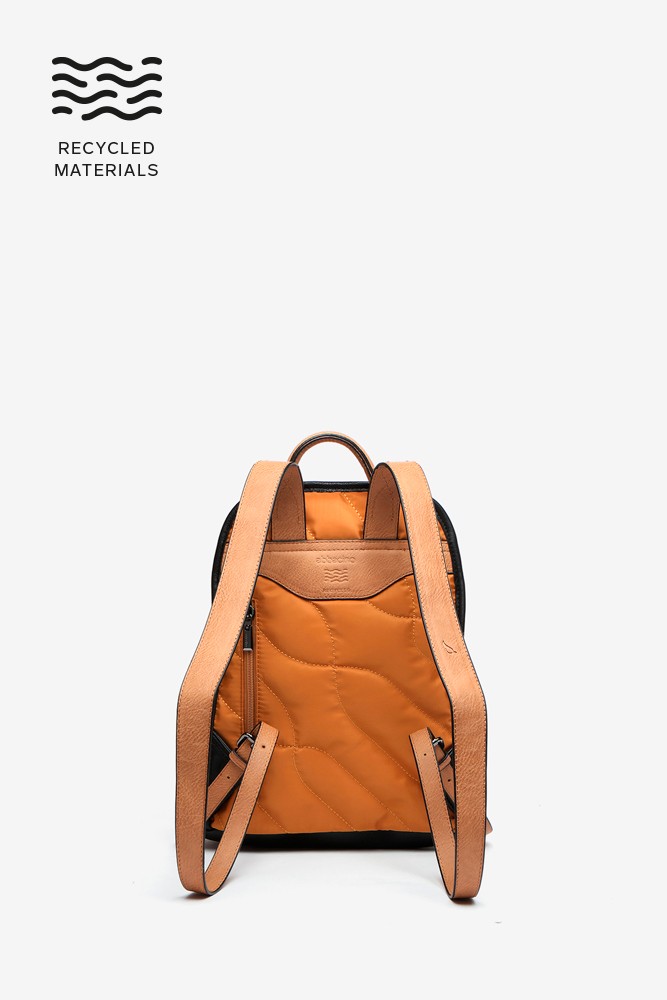 Abbacino Mochila en materiales reciclados y acolchados ámbar En oferta