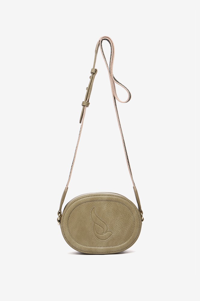 Abbacino Bandolera en materiales reciclados en verde Outlet online