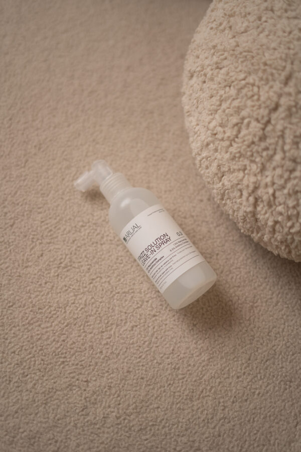 Arual FRIZZ SOLUTION LEAVE-IN SPRAY Devoluciones gratuitas