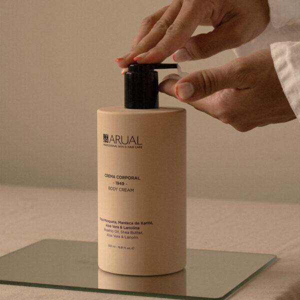 Arual CREMA CORPORAL En oferta