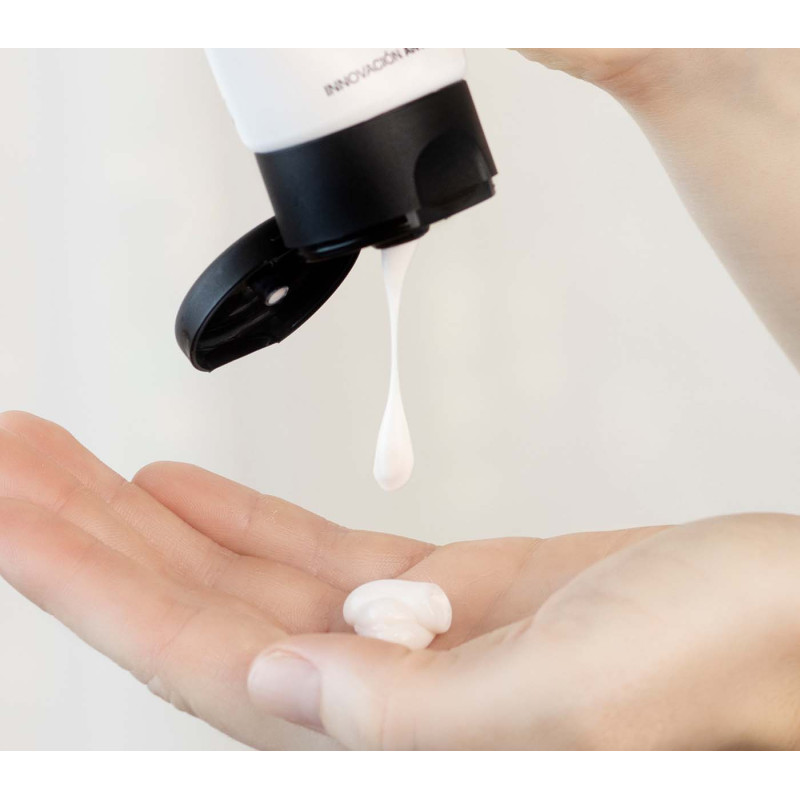 Bella Aurora Crema de manos antimanchas y antiedad SPF15 Limitado a 3 días