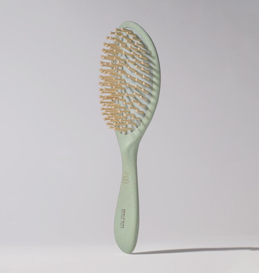 Beter Cepillo neumático Natural Fiber. Púas de madera con bolita protectora