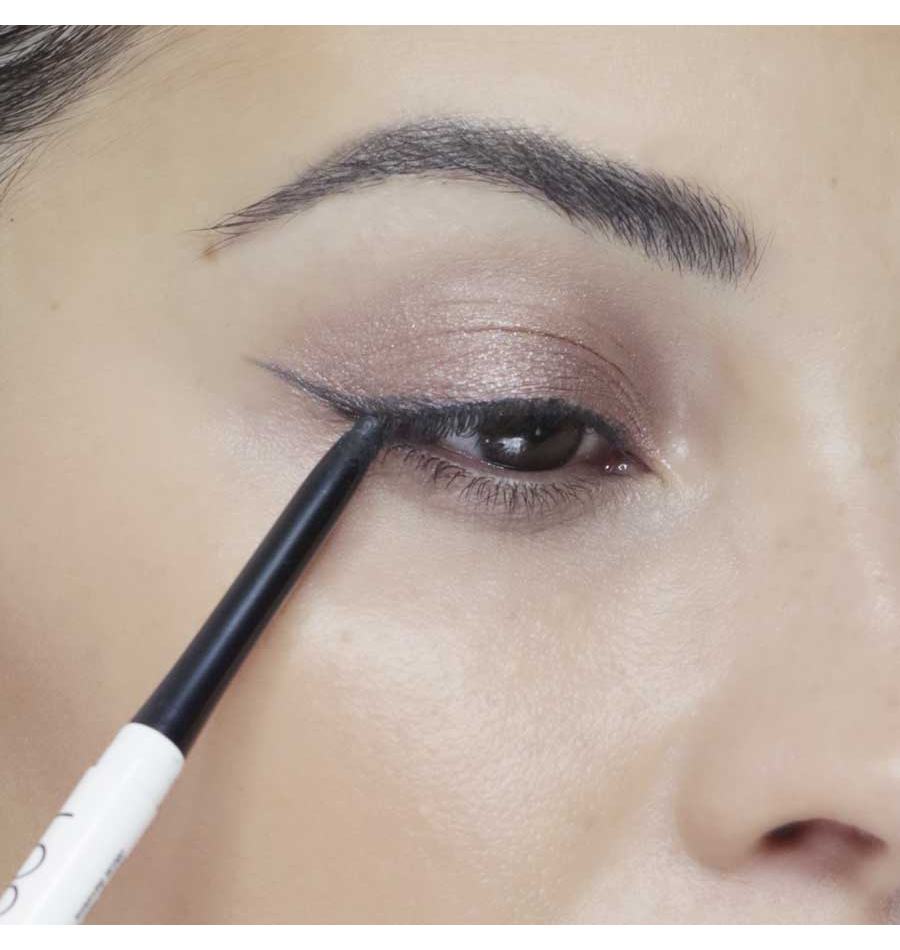 Beter Eyeliner con difuminador. Efecto terciopelo Precio de fábrica