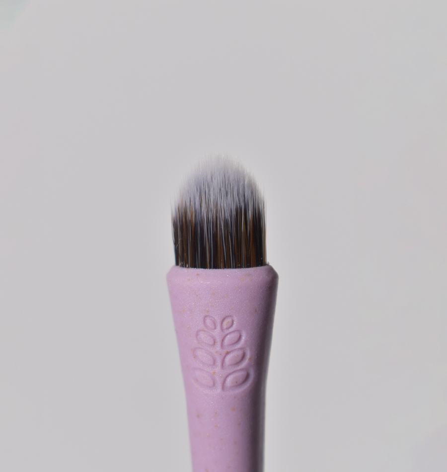 Beter PINCEL CORRECTOR NATURAL FIBER Ofertas especiales