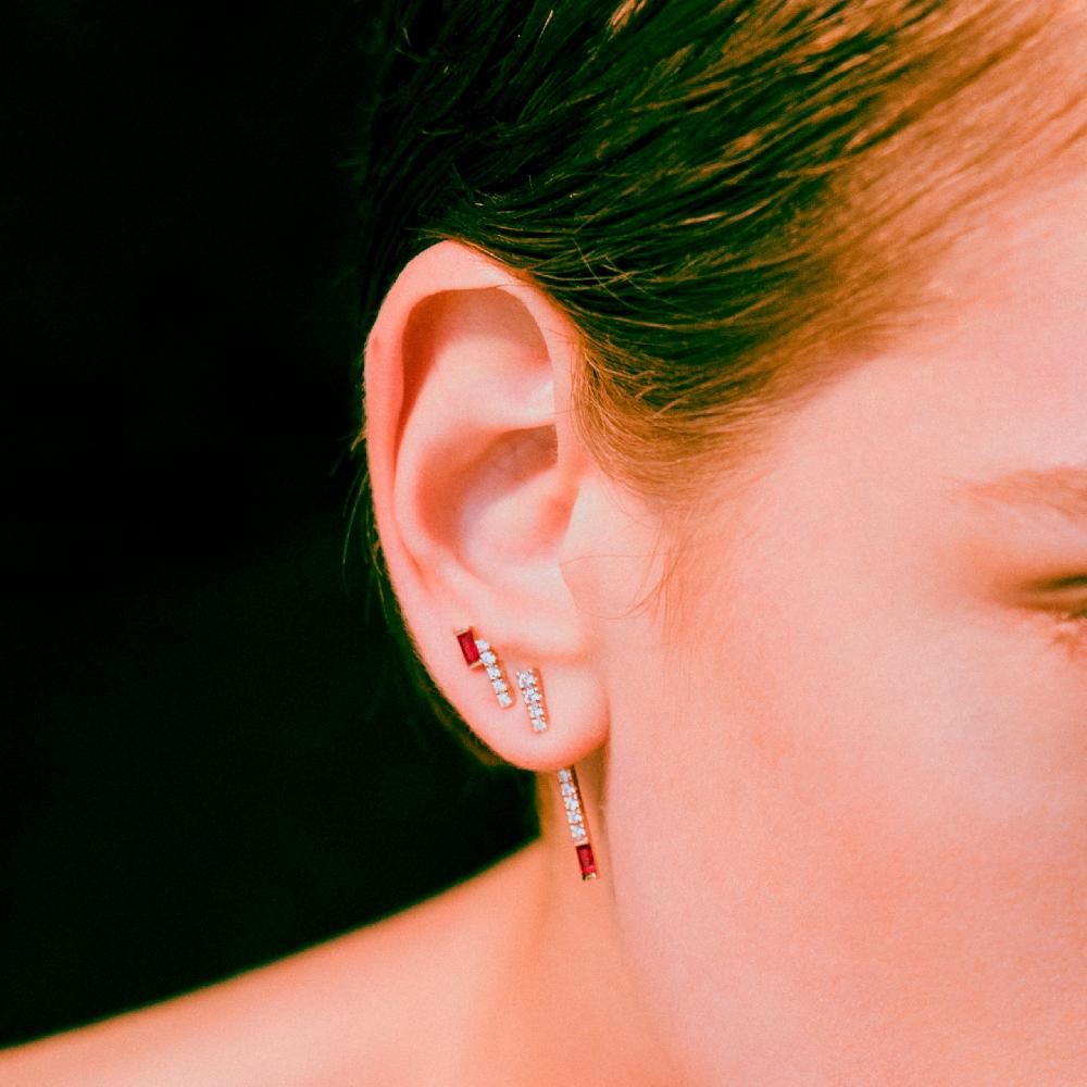 Gold&roses Pendientes Needle I am Red Rebajas de fin de temporada