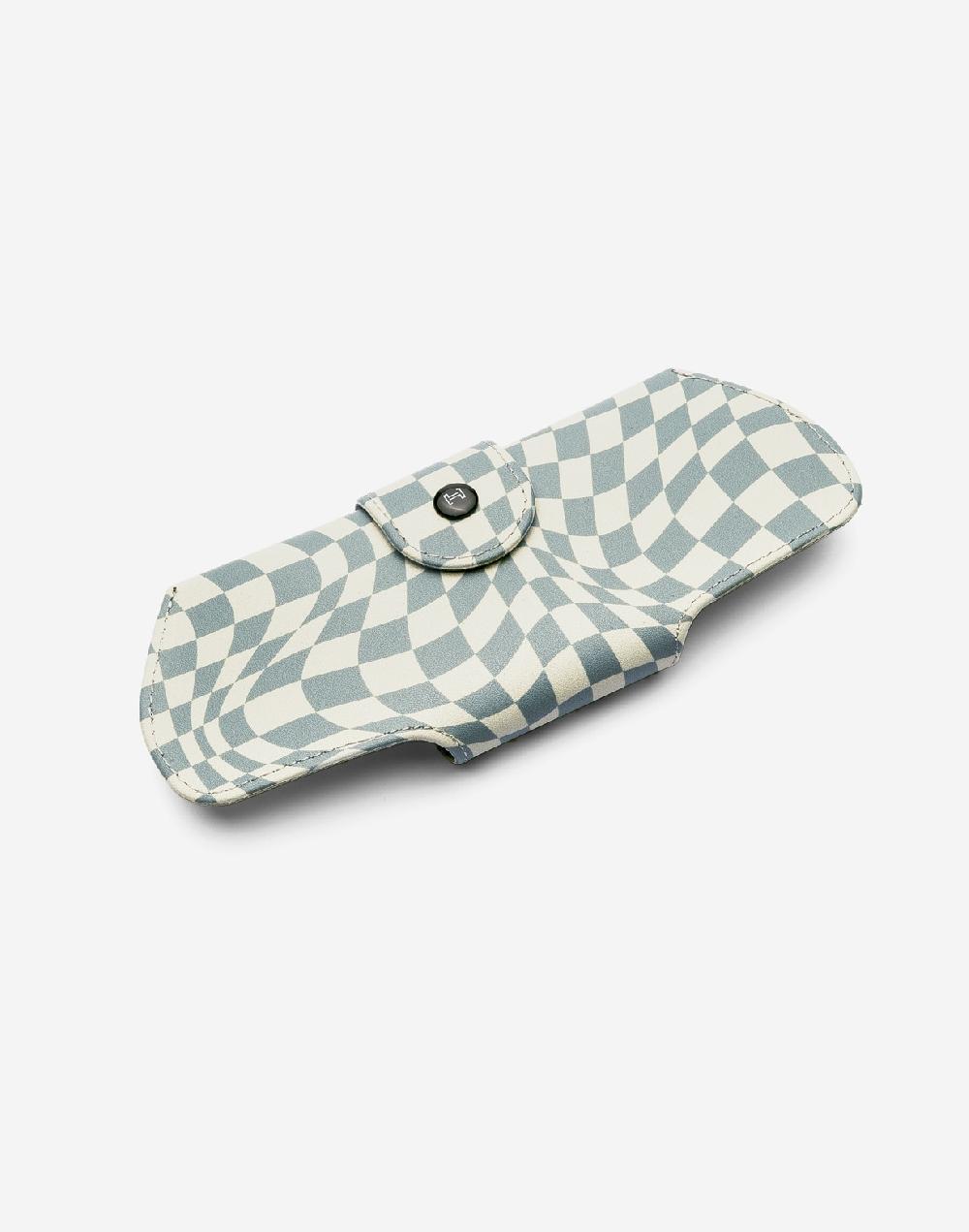 Hawkers BELT SOFT CASE - GREY SQUARES Promoción por tiempo limitado