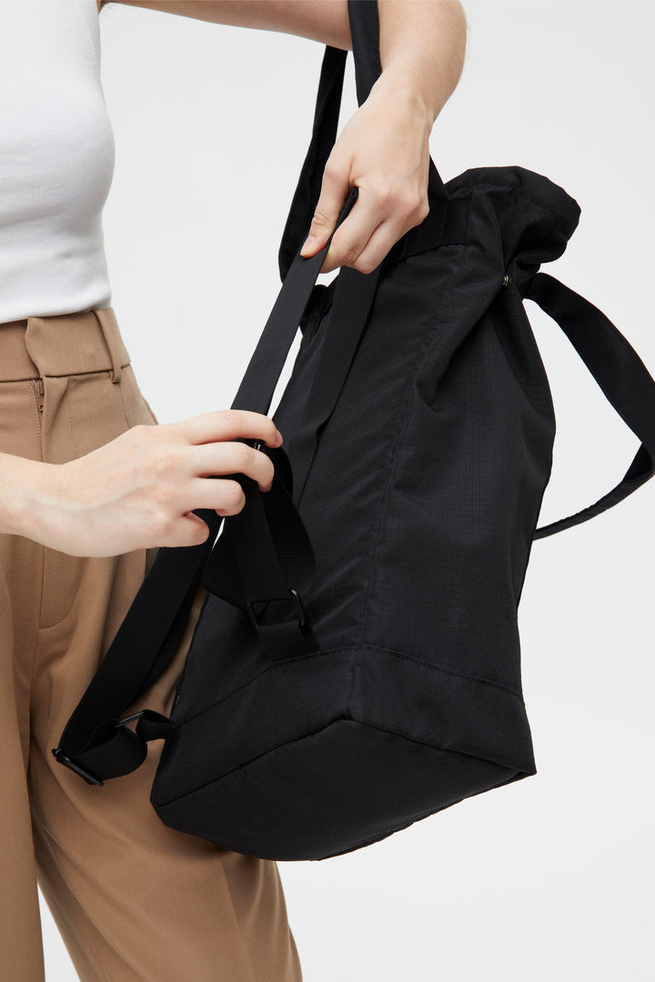lefrik Bolso Tote Roots Maxi 15" Black Vandra Últimos 2 días