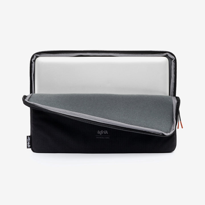 lefrik Funda Portátil Capture 13" Black Solo hoy