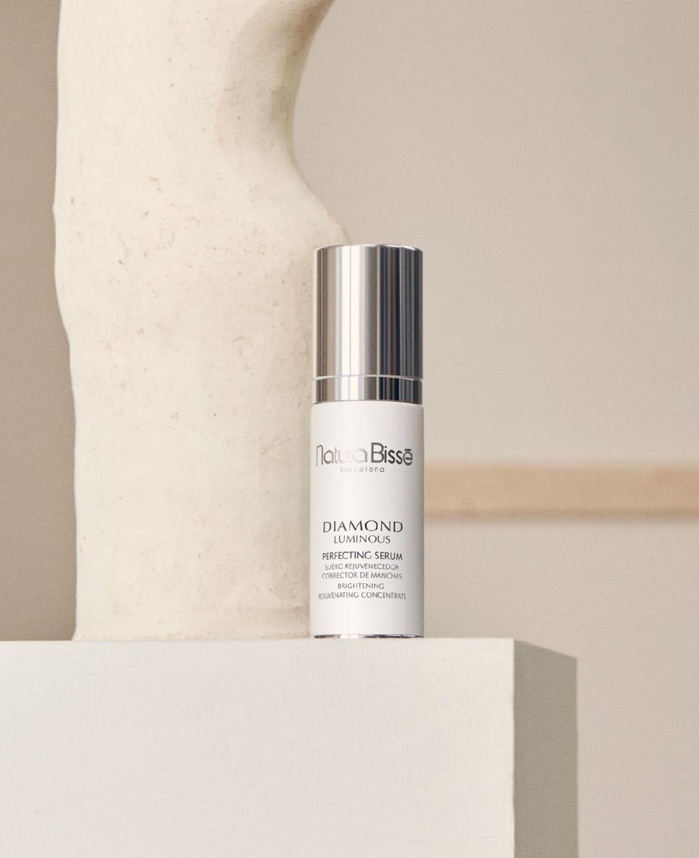 natura bissé DIAMOND LUMINOUS PERFECTING SERUM Rebajas baratas