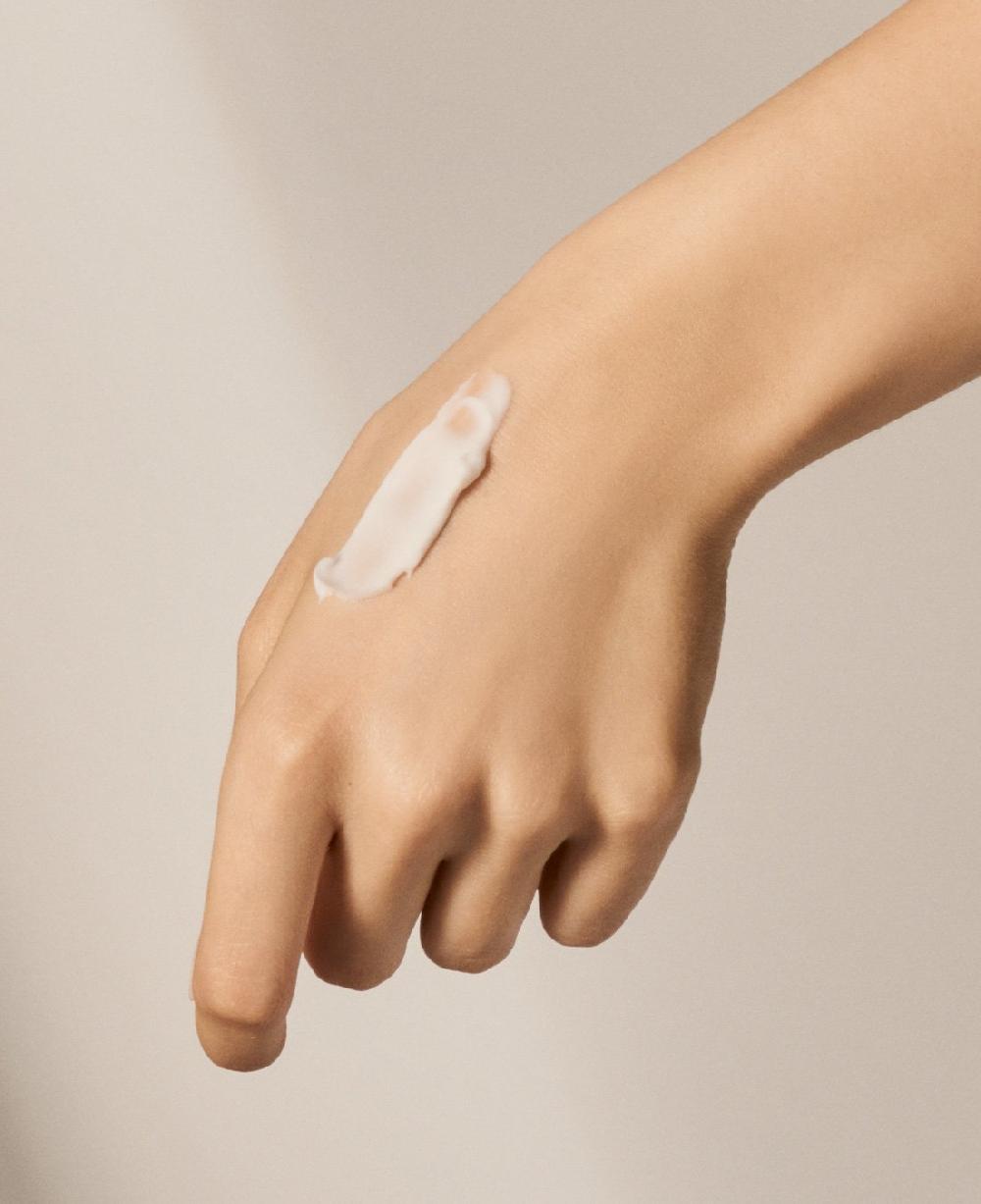 natura bissé DIAMOND LUMINOUS PERFECTING HAND CREAM Liquidación