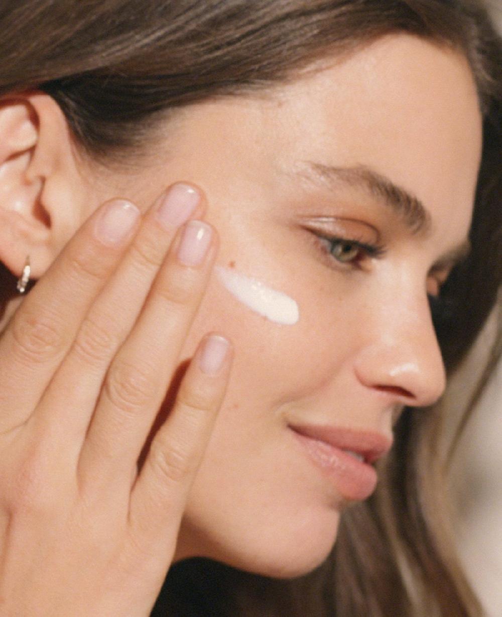natura bissé C+C VITAMIN SPF 30 DRY TOUCH SUNSCREEN FLUID Última moda