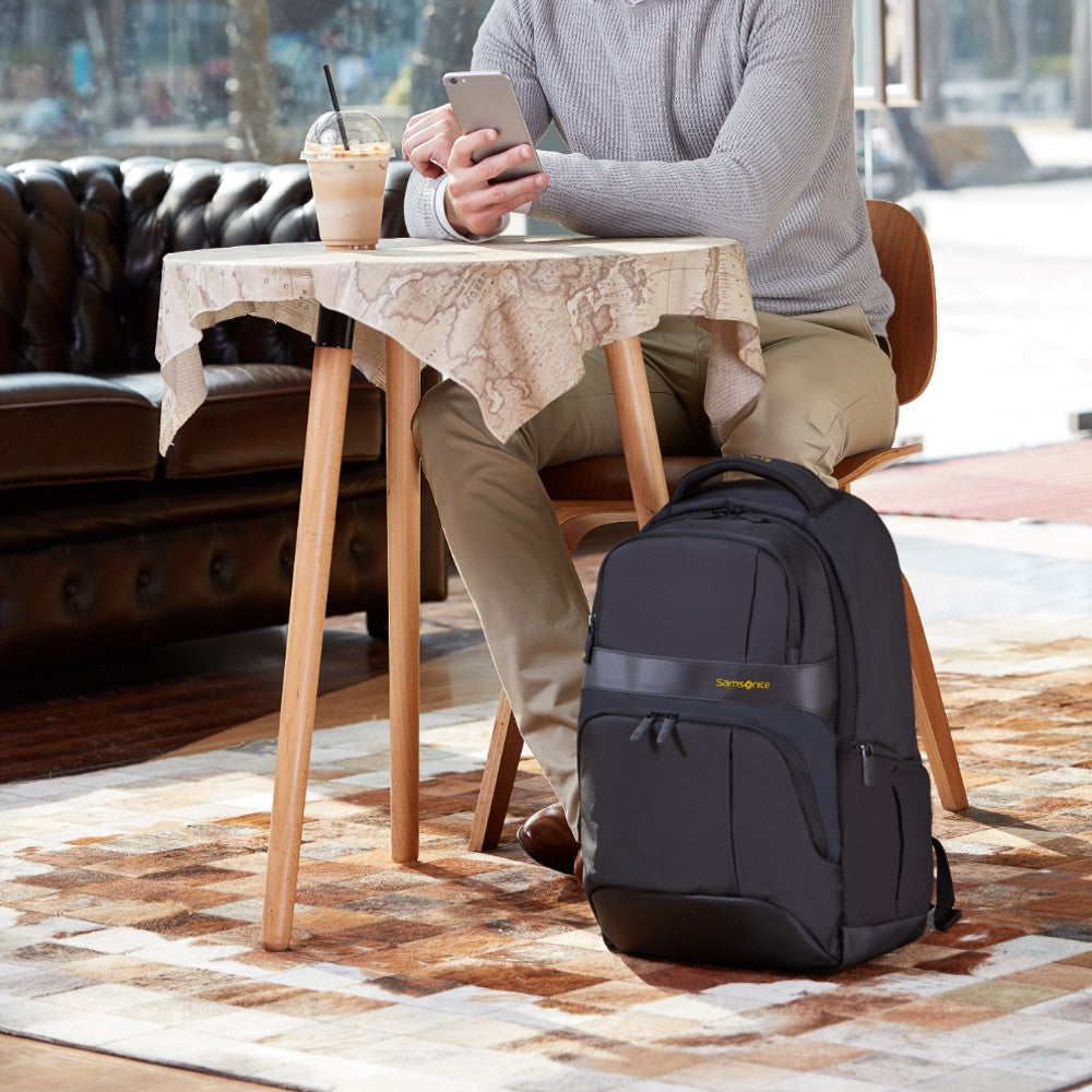 saxoline Mochila para notebook Ikonn III 15.4" negra Solo hoy