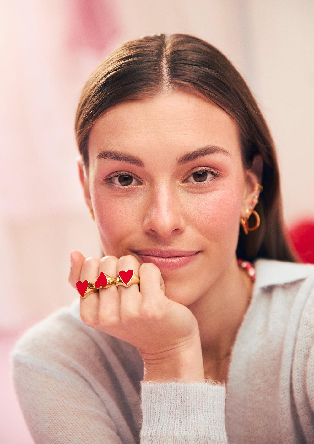 singularu Anillo Lovely Heart Red Enamel Baño Oro Precios de Black Friday