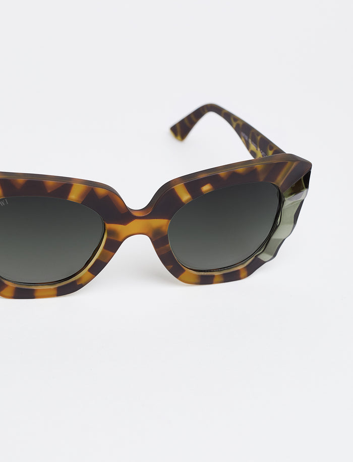 tiwi MATISSE Bicolor Green Tortoise/Shiny Greeen Venta caliente