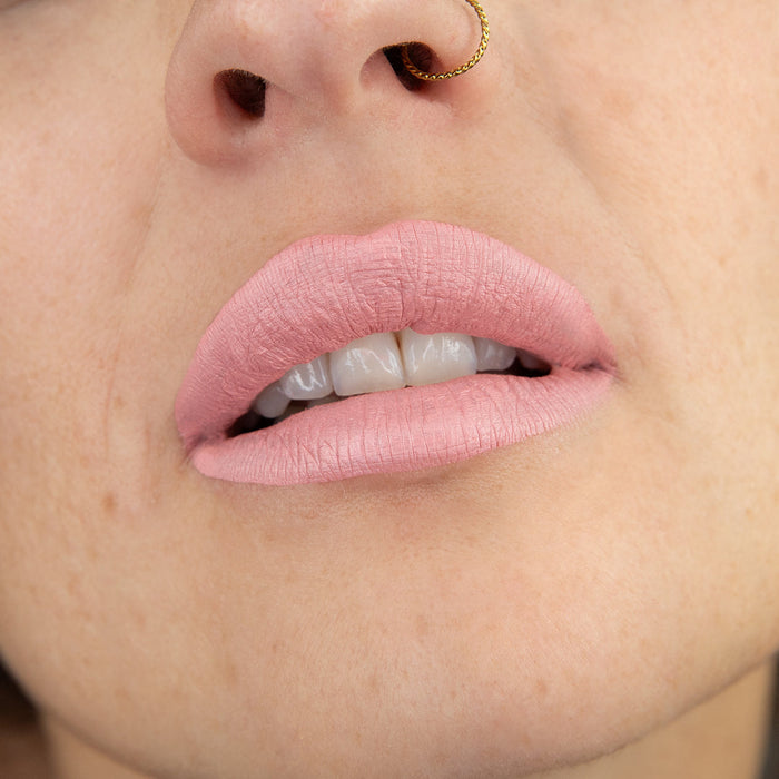 viva la diva Matte Liquid Lipstick Cotton Candy En línea