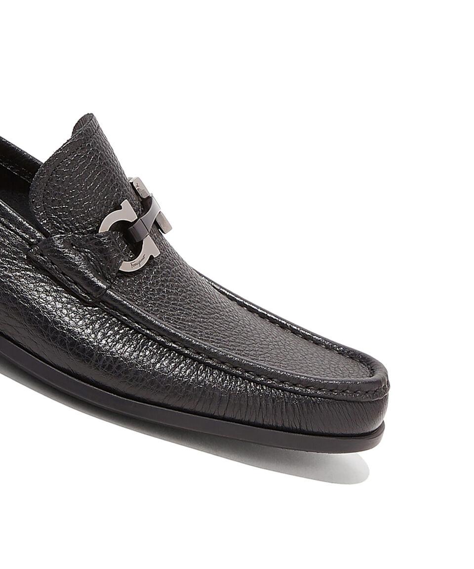 Ferragamo Mocasín doble Gancini Hombre Última moda