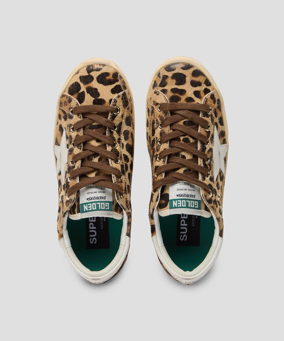 Golden Goose Deluxe Brand Tenis casuales Super-Star Classic en piel vacuna Mujer Outlet online