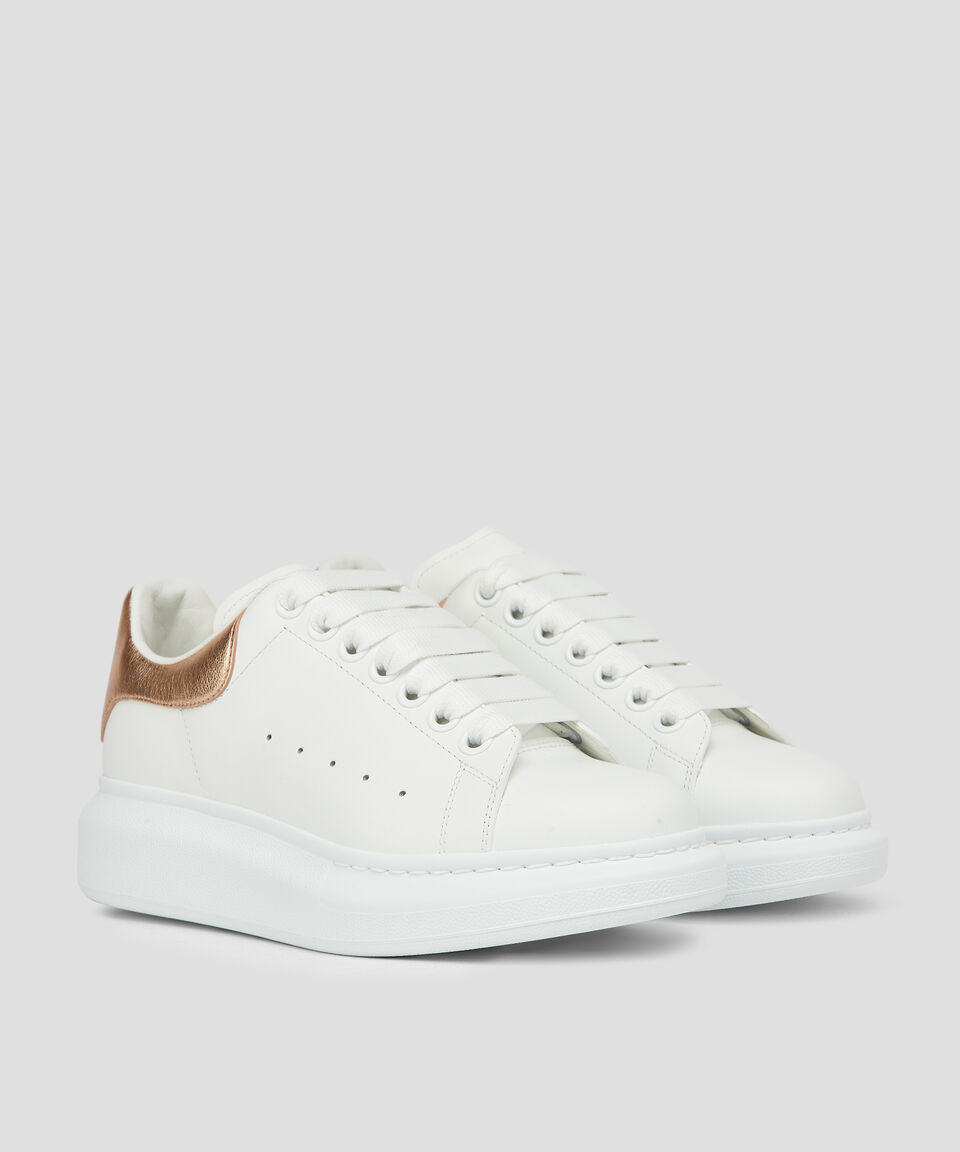 McQueen Tenis de piel Larry con talón metalizado Mujer COMPRAR AHORA