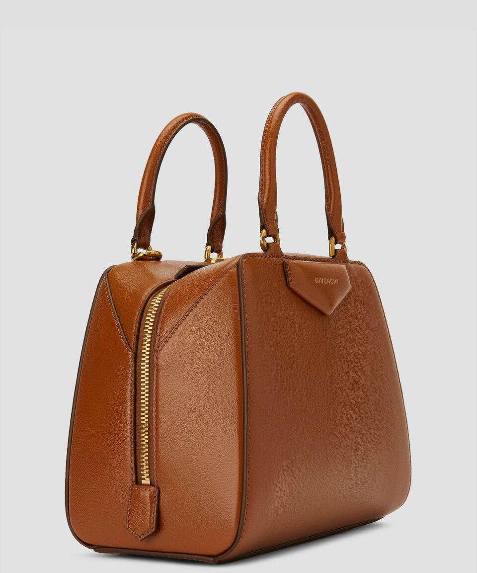 Givenchy Bolso mini satchel en piel Antigona Cube Mujer Últimos 2 días