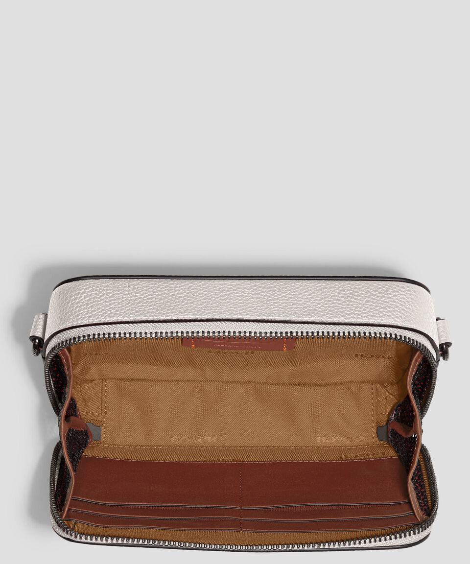 Coach Bolso Crossbody Charter Slim en piel blanco granulado Hombre 2025