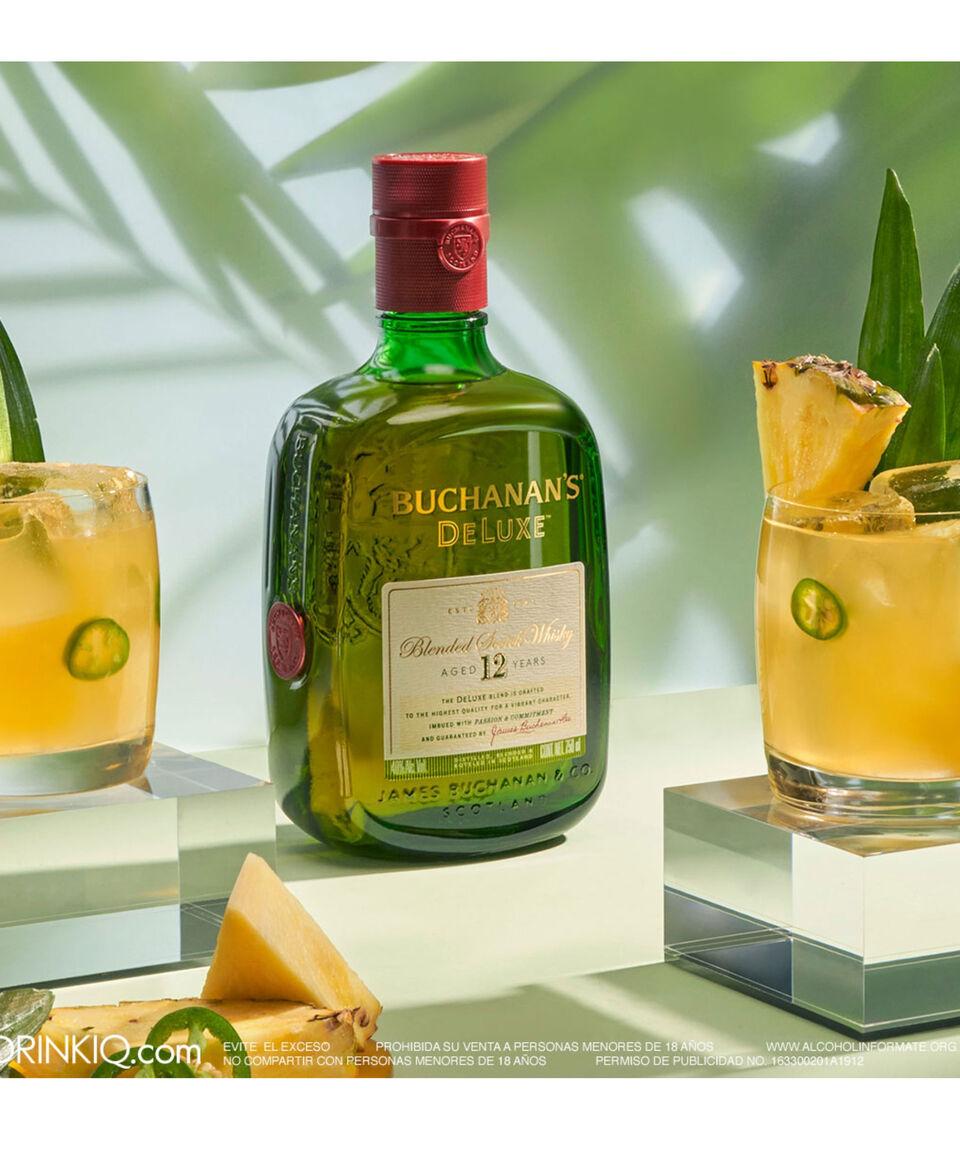 Buchanan's Whisky Buchanan's Deluxe 12 años Blended Scotch 750 ml Envío internacional gratuito