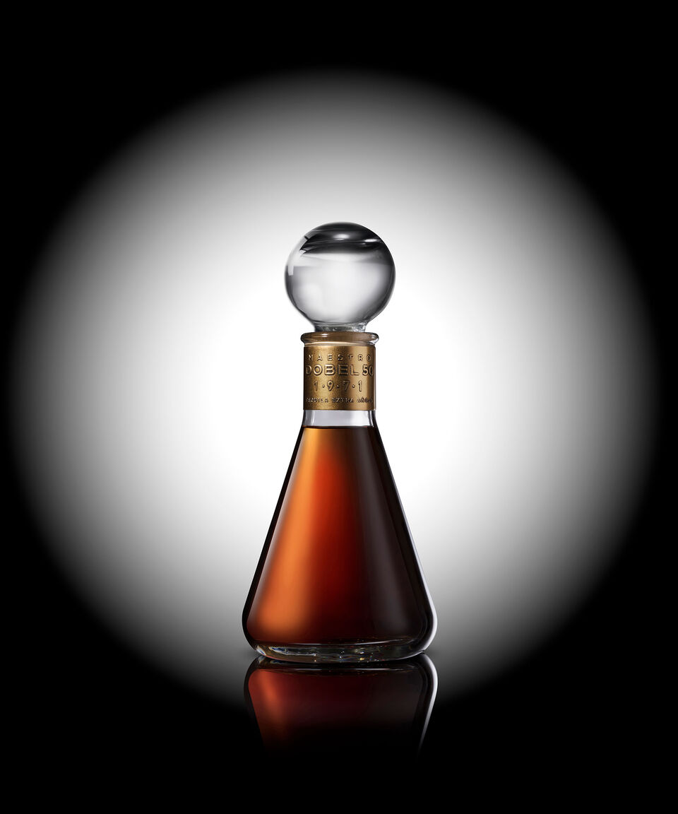 Maestro Dobel Tequila Maestro Dobel 50 Ex Añejo 1971 750 ml Precio ultrabajo