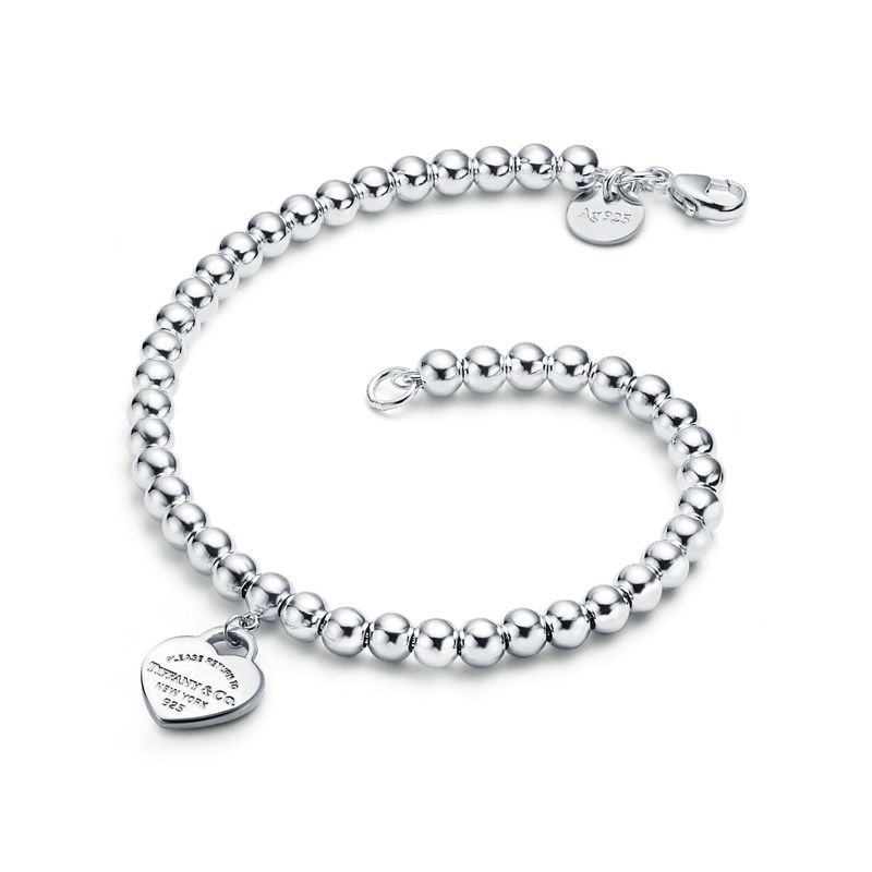 Tiffany & Co. Return to Tiffany™ Pulsera de cuentas con insignia de corazón en plata Descuento por venta flash