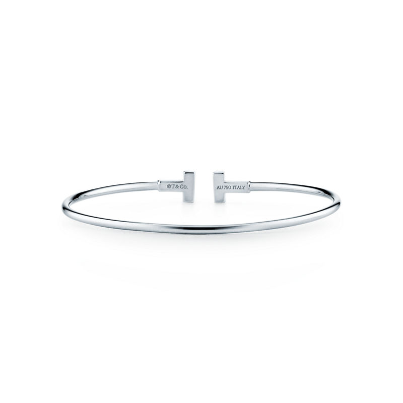 Tiffany & Co. Tiffany T Pulsera Wire estrecha de oro blanco 2025