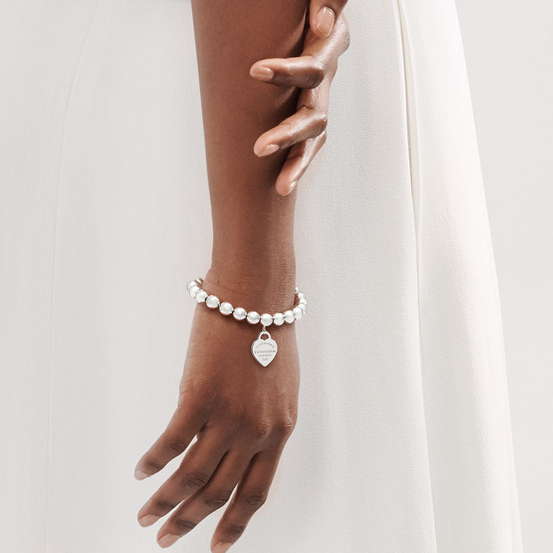 Tiffany & Co. Return to Tiffany™ Pulsera con insignia de corazón en plata 8 mm Rebajas de fábrica