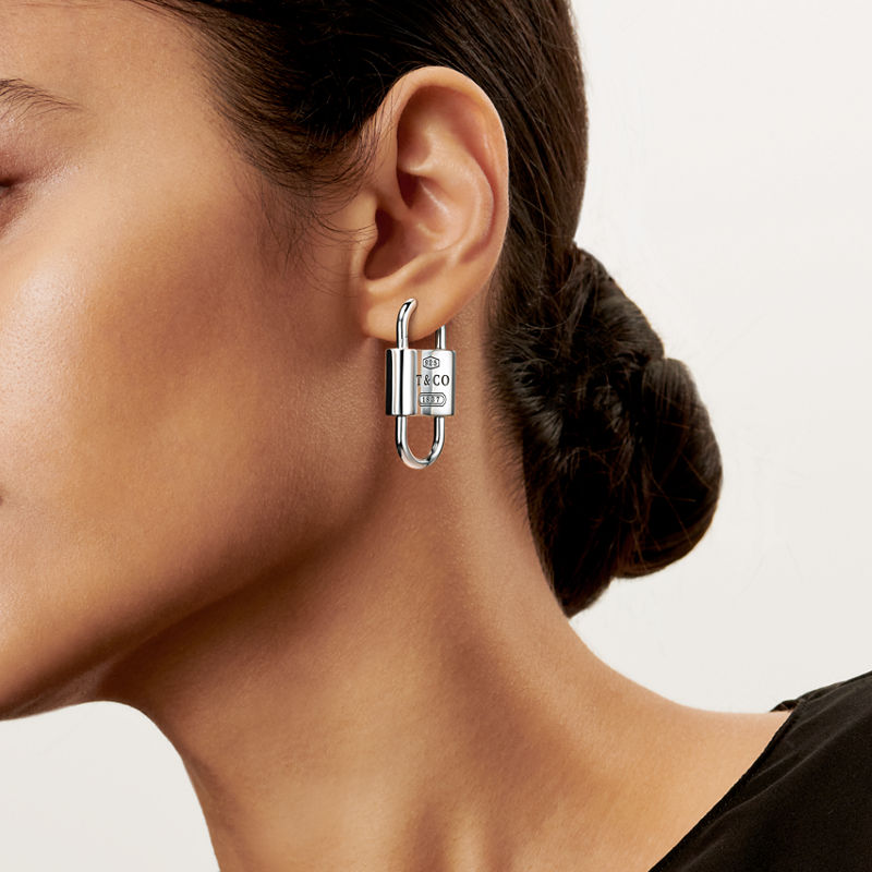 Tiffany & Co. Tiffany 1837™ Pendientes largos con candado doble grande de plata de ley Libre de impuestos