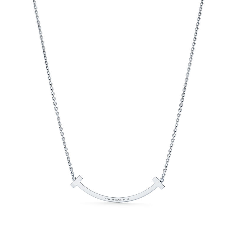 Tiffany & Co. Tiffany T Colgante Smile mediano de oro blanco con diamantes Promoción trimestral
