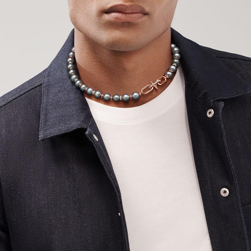 Tiffany & Co. Tiffany Titan by Pharrell Williams Collar de perlas de Tahití y oro con diamantes Liquidación