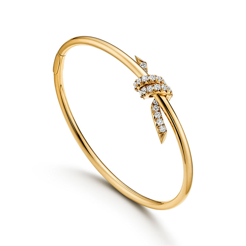 Tiffany & Co. Tiffany Knot Brazalete Wire de oro amarillo con diamantes 2025