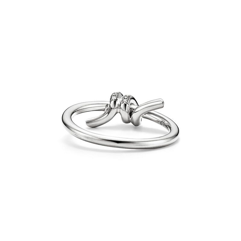 Tiffany & Co. Tiffany Knot Anillo en oro blanco con diamantes Ofertas de temporada