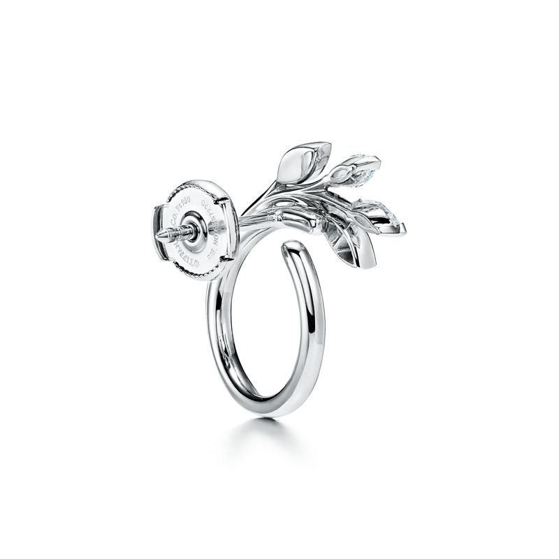 Tiffany & Co. Tiffany Victoria® Pendientes circulares de vid de diamantes en platino En oferta