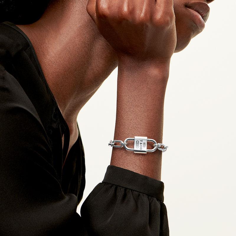 Tiffany & Co. Tiffany 1837™ Pulsera con candado doble grande de plata de ley Última moda