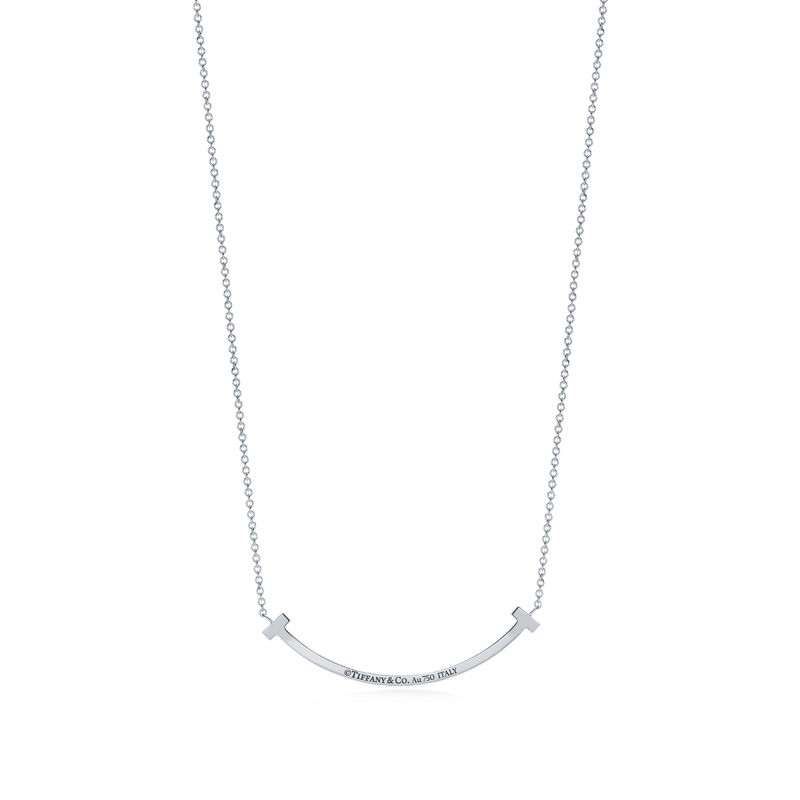 Tiffany & Co. Tiffany T Colgante Smile de oro blanco con diamantes tamaño pequeño Tienda de fábrica
