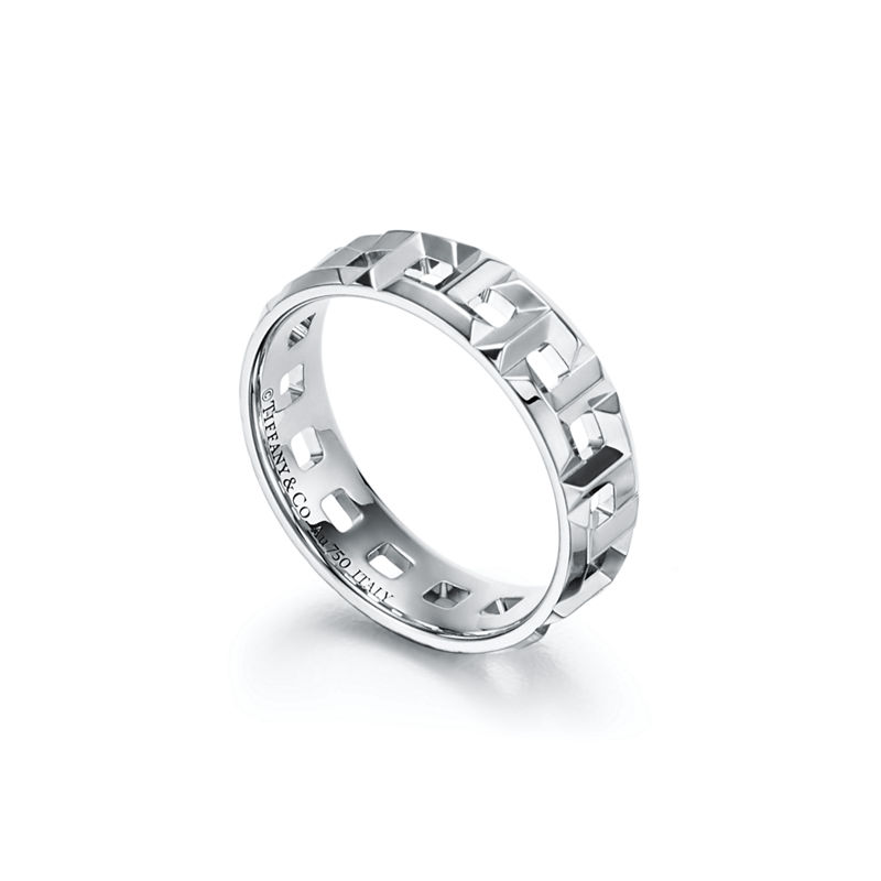 Tiffany & Co. Tiffany T Anillo ancho True de oro blanco En oferta