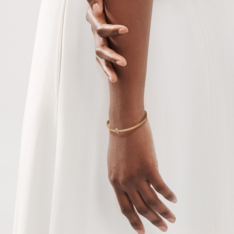 Tiffany & Co. Tiffany T Brazalete Wire articulado de diamantes de oro amarillo Descuento por venta flash