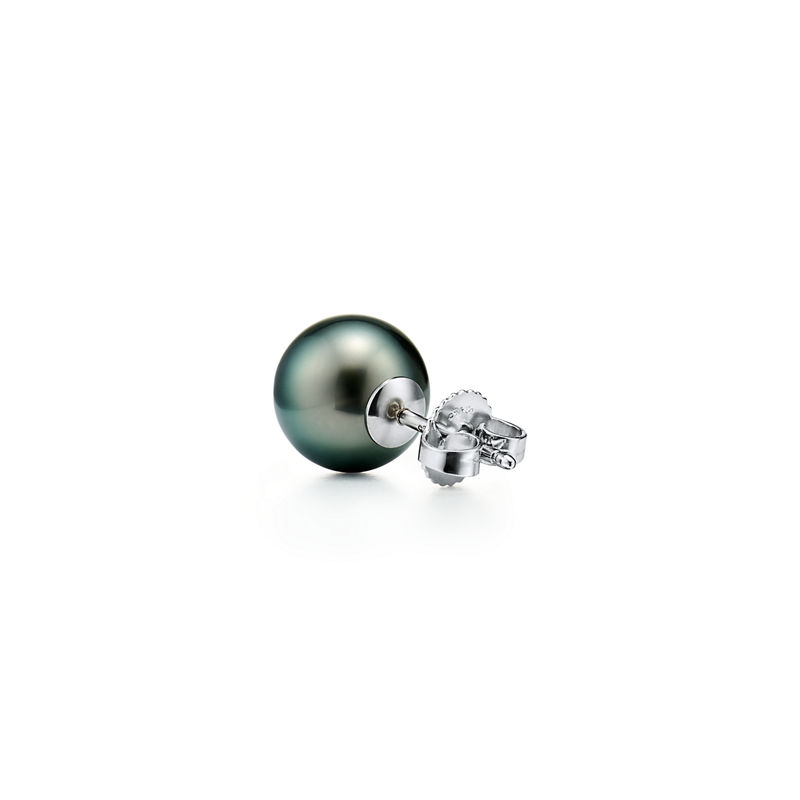 Tiffany & Co. Pendientes de perlas Oferta especial