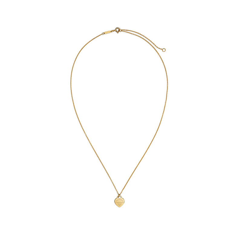 Tiffany & Co. Return to Tiffany™ Colgante de insignia de corazón mini en oro amarillo Promoción por tiempo limitado