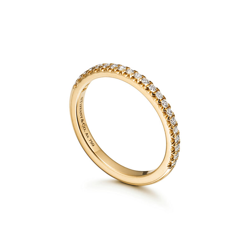 Tiffany & Co. Tiffany Soleste Anillo Half Eternity en oro amarillo con diamantes Descuentos del mes
