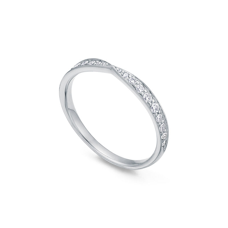 Tiffany & Co. Tiffany Harmony® Alianza en platino con diamantes 1 8 mm 2025