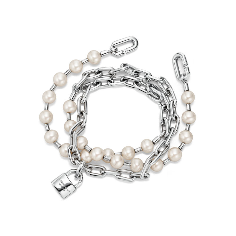 Tiffany & Co. Tiffany HardWear Pulsera con candado y perlas en plata tamaño mediano Precios de Black Friday