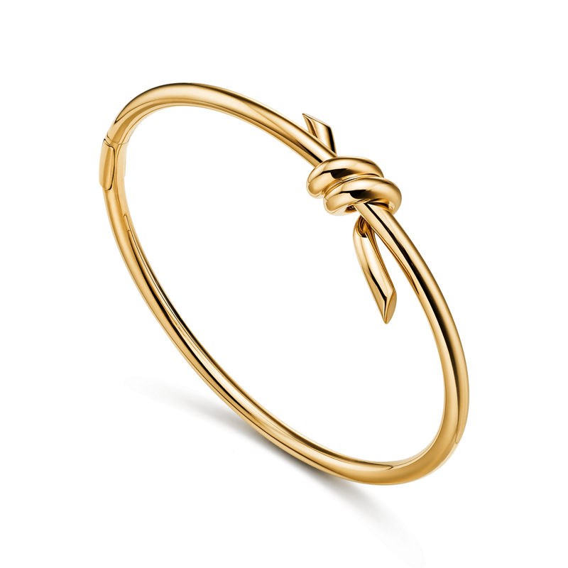 Tiffany & Co. Tiffany Knot Brazalete Wire de oro amarillo En oferta