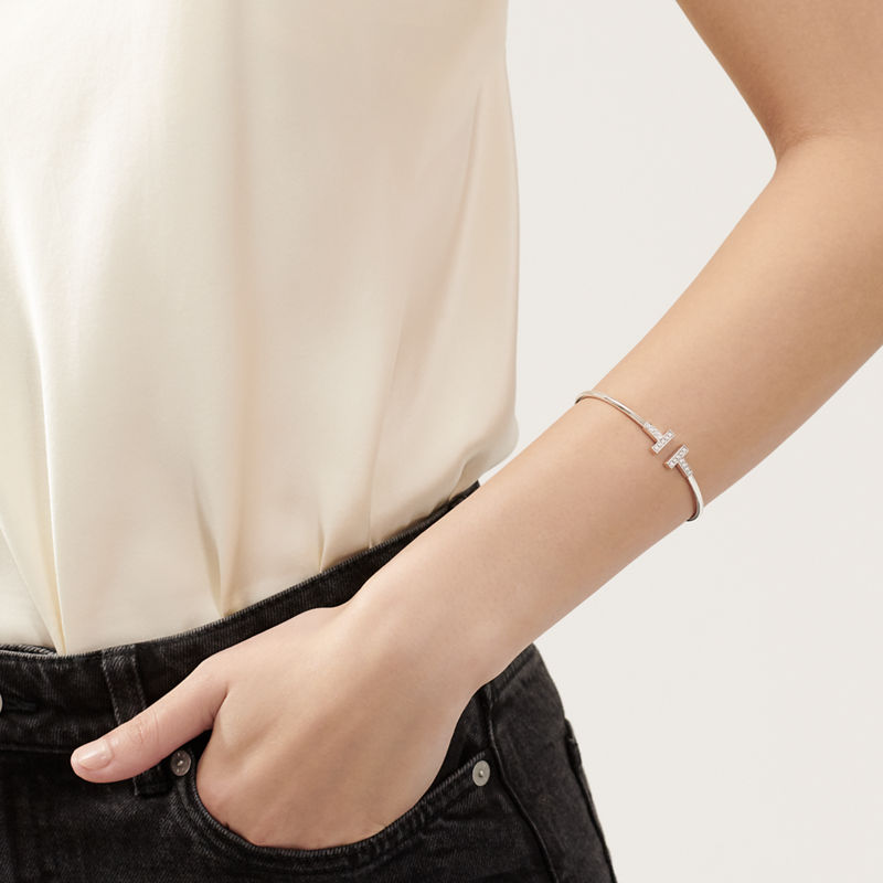 Tiffany & Co. Tiffany T Pulsera Wire de diamantes de oro blanco Rebajas