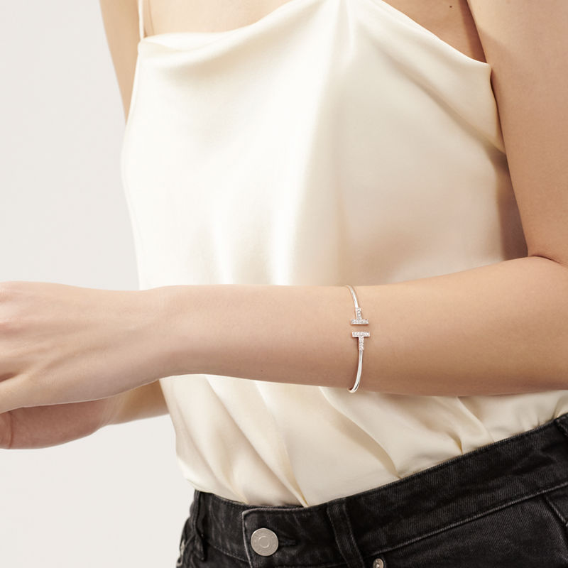 Tiffany & Co. Tiffany T Pulsera Wire de diamantes de oro blanco Rebajas